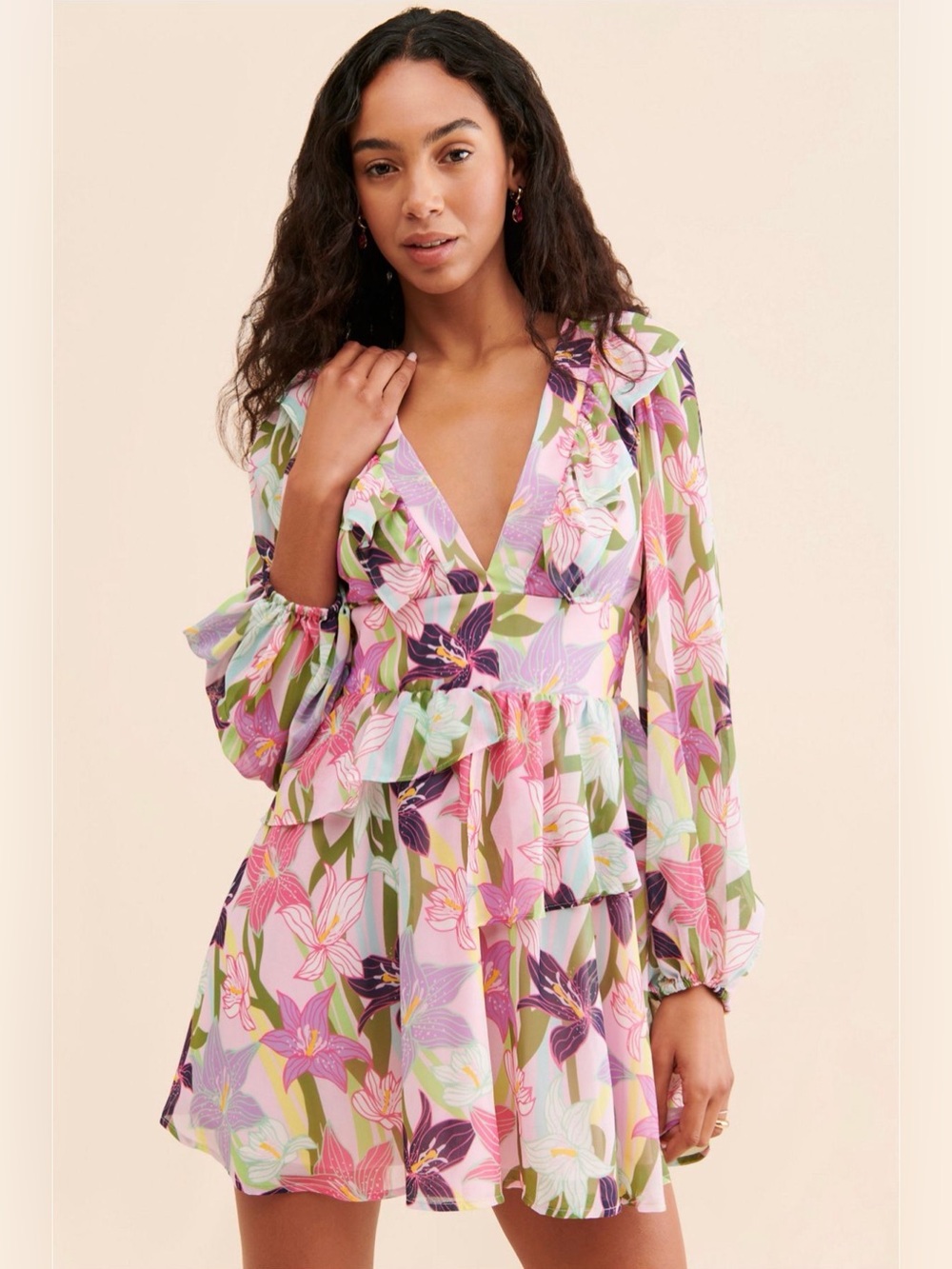 Anthropologie Hutch Pink Multi Floral V-Neck Tiered ruffled Mini Dress